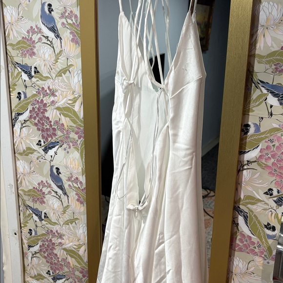 NWOT!! Zara White Satin Slip Dress with Black Label Detail - Picture 3 of 6